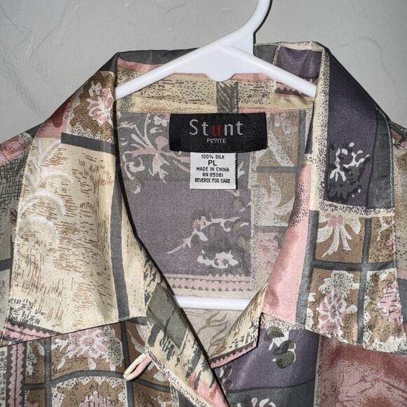 Vintage Stunt Petite 100% Silk Woman Blouse PL Pink Purple Floral Short Sleeve - Picture 3 of 7